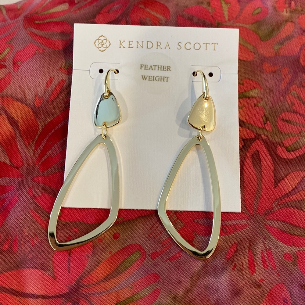 Kendra Scott Kira drop earrings feather weight gold metal